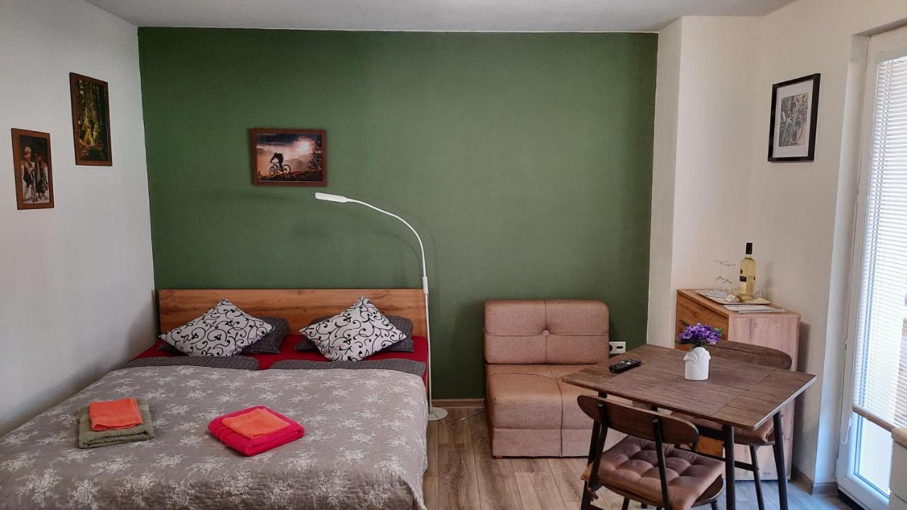 Bike Apartments 1 Hodruša エクステリア 写真